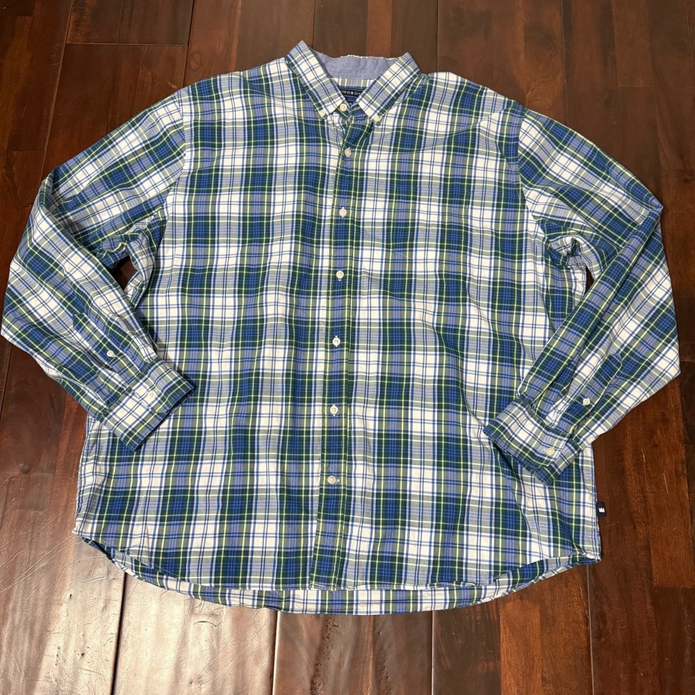 Crown & Ivy Long Sleeve Button Down Men’s Size XXL Classic Fit Blue Plaid